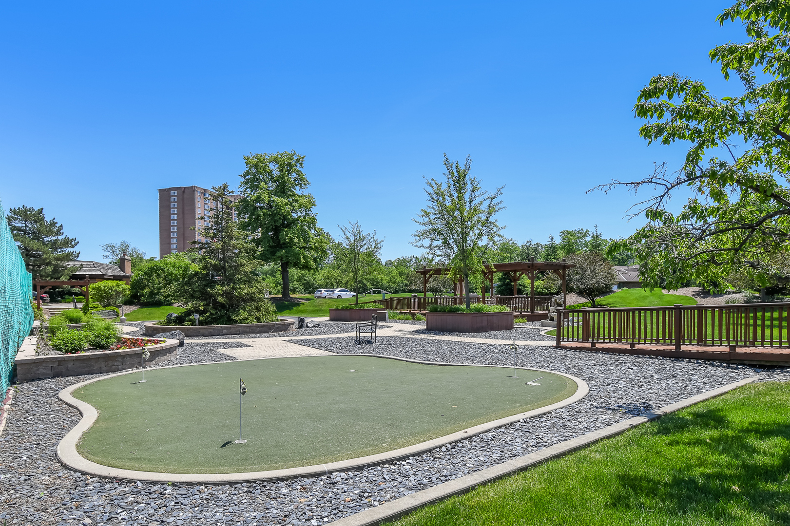 1409 Burr Oak Road #111A, Hinsdale, IL 60521