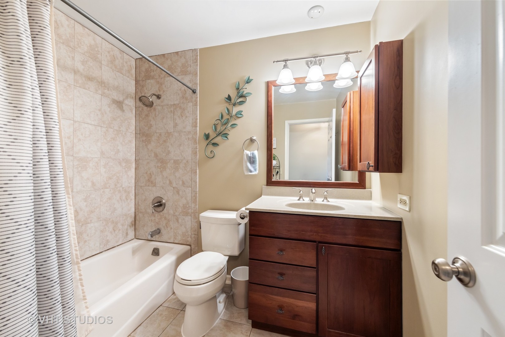 1010 59th Street, Lisle, IL 60532
