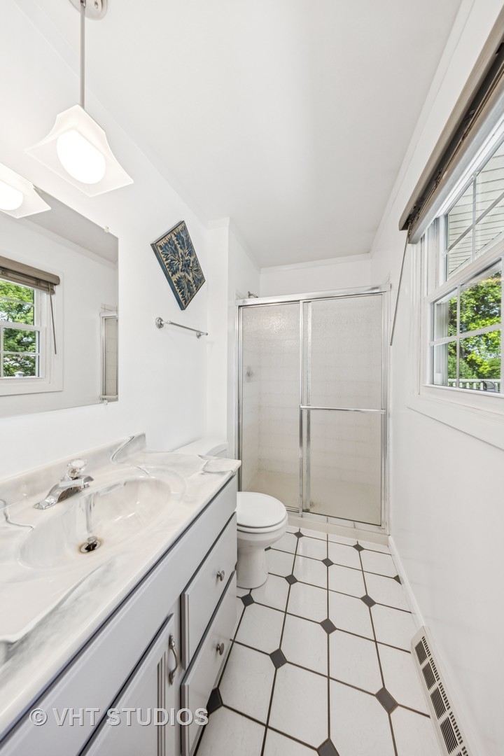 1010 59th Street, Lisle, IL 60532