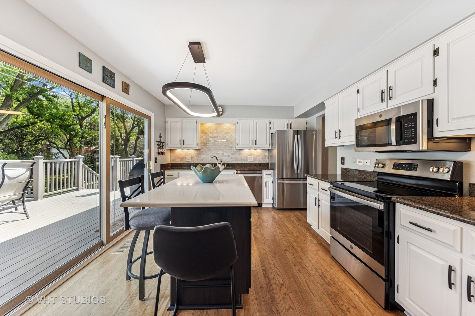 1010 59th Street, Lisle, IL 60532