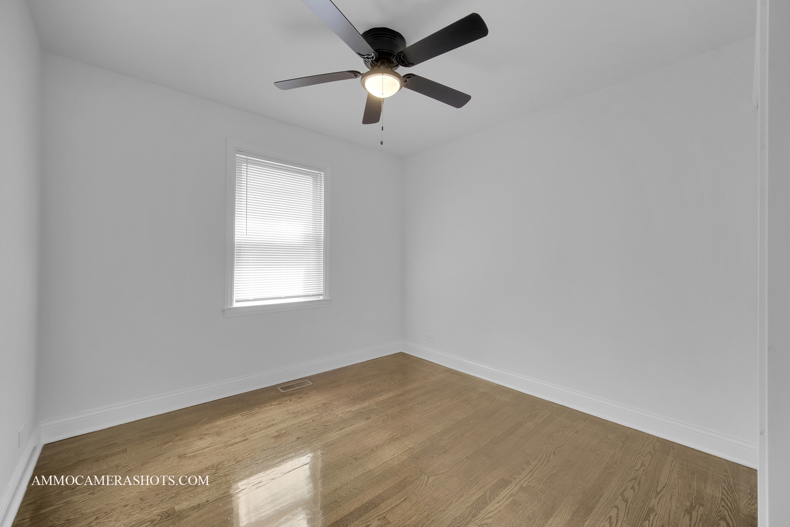 8128 S Dobson Avenue, Chicago, IL 60619