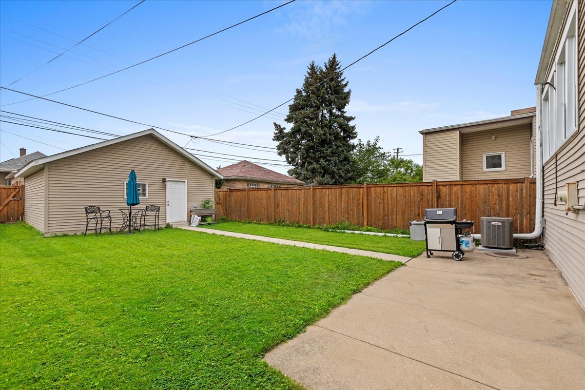 1316 59th Avenue, Cicero, IL 60804