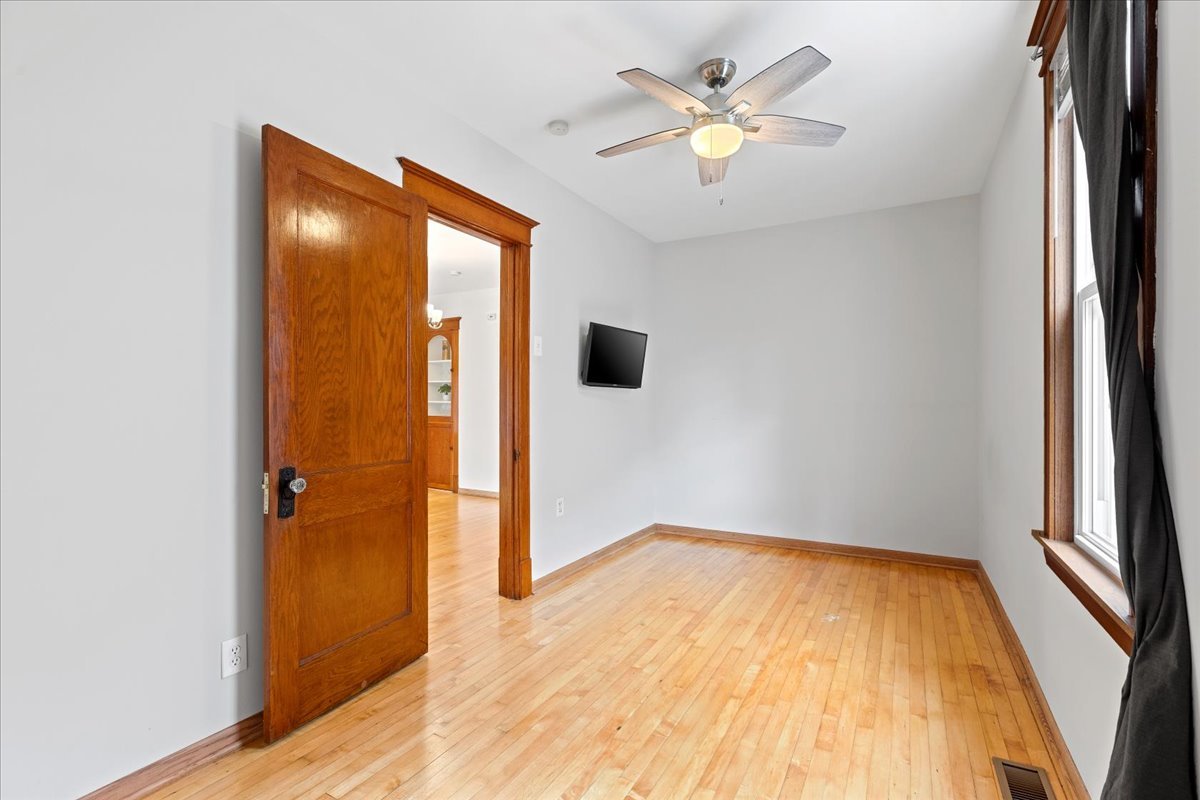1316 59th Avenue, Cicero, IL 60804