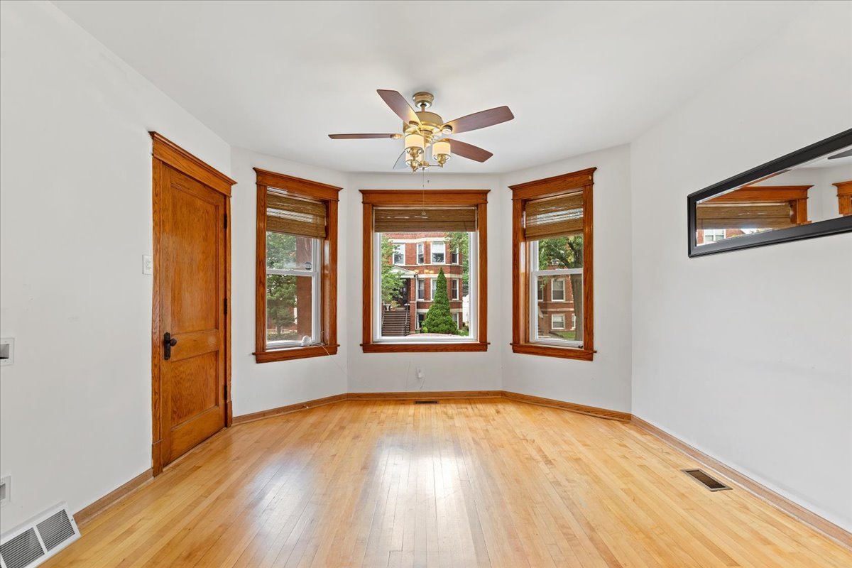 1316 59th Avenue, Cicero, IL 60804