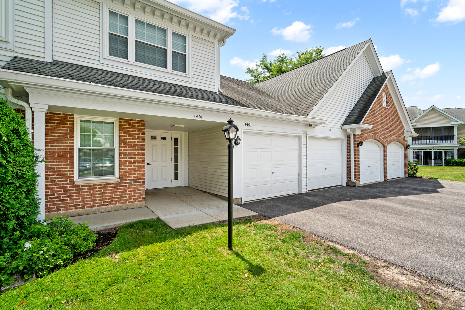 1401 Clove Court #D, Mount Prospect, IL 60056