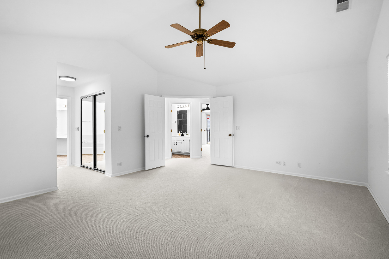 1401 Clove Court #D, Mount Prospect, IL 60056
