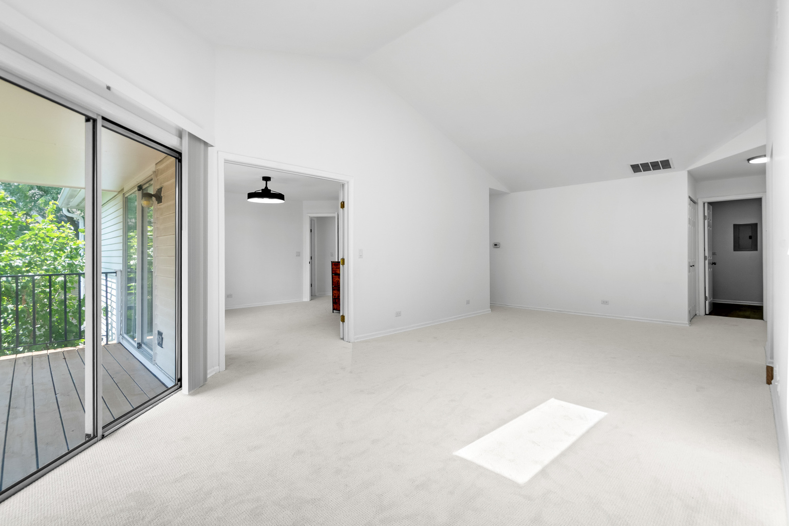 1401 Clove Court #D, Mount Prospect, IL 60056