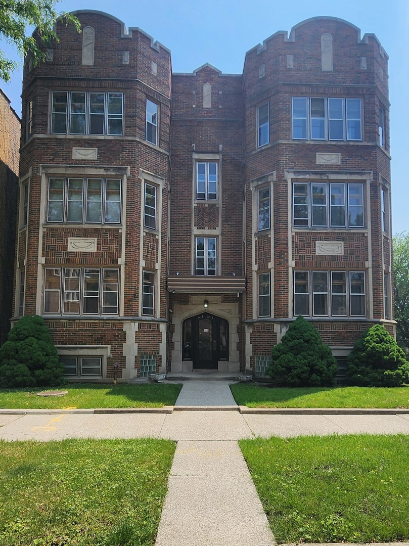 9243 S Laflin Street #3S, Chicago, IL 60620