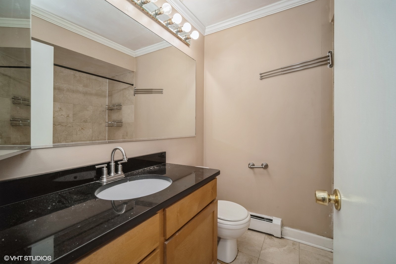 1508 W Pratt Boulevard #2C, Chicago, IL 60626