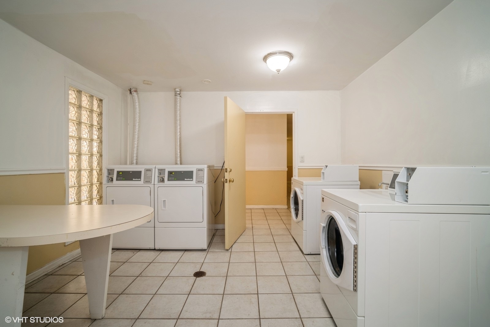 1508 W Pratt Boulevard #2C, Chicago, IL 60626