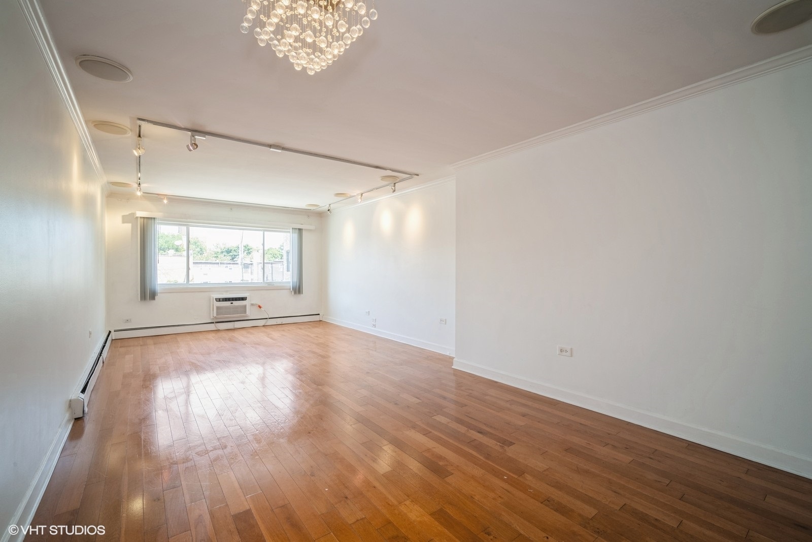 1508 W Pratt Boulevard #2C, Chicago, IL 60626