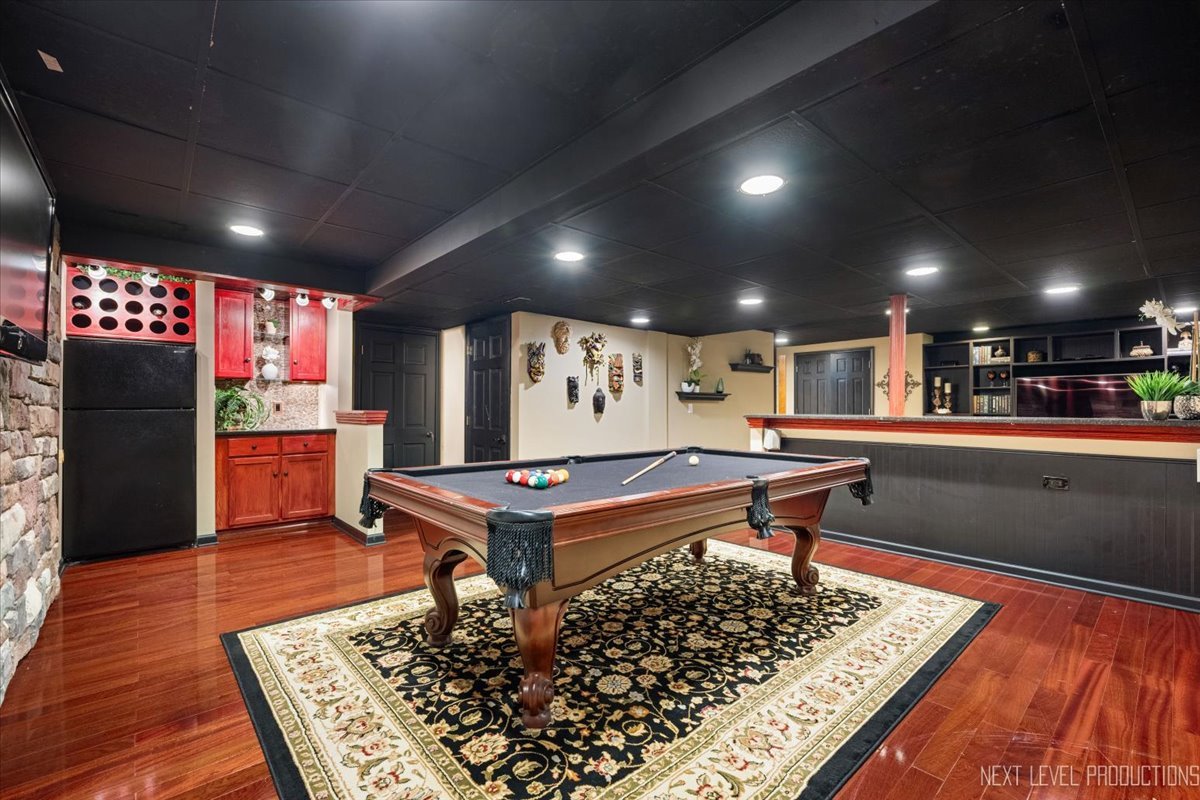 621 Dilorenzo Drive, Naperville, IL 60565