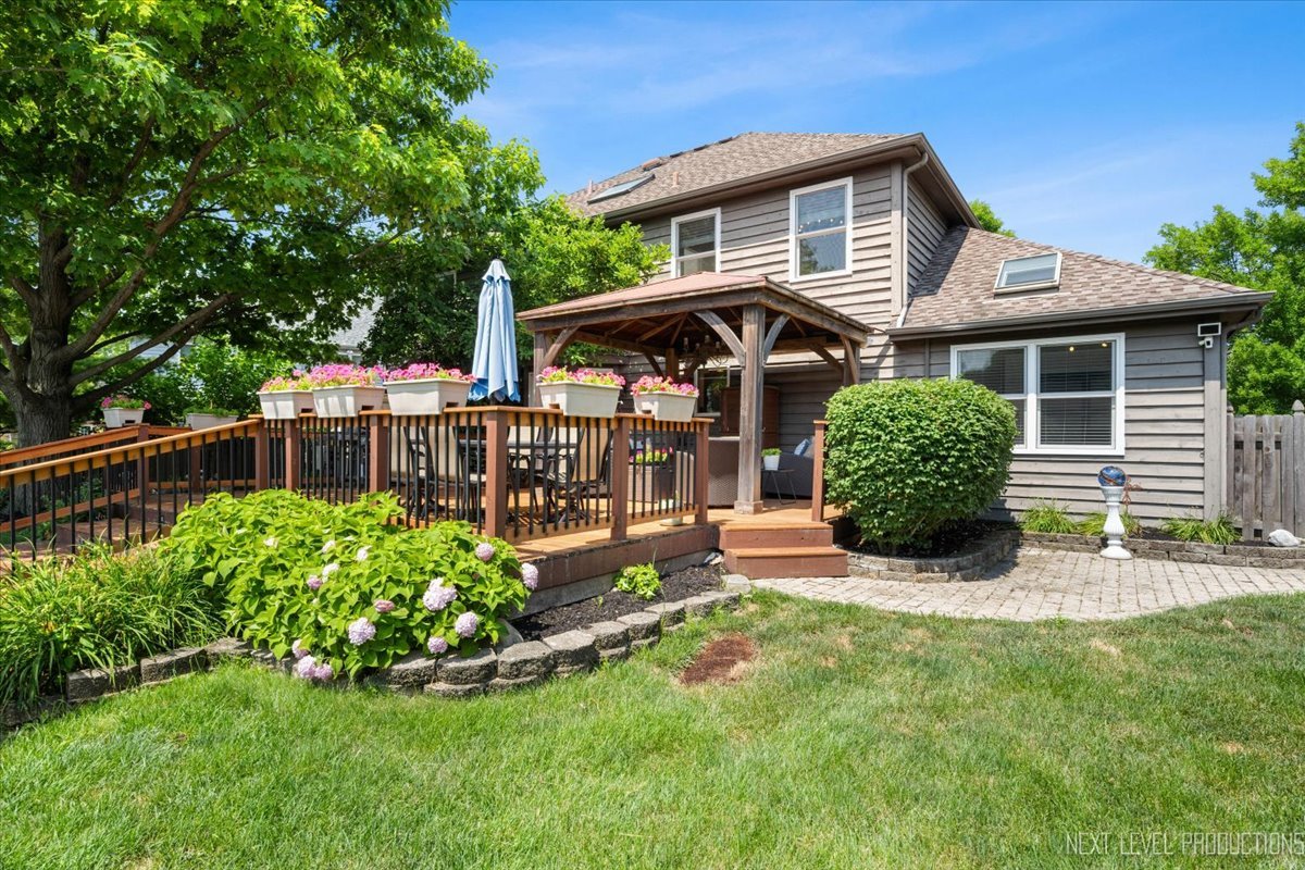 621 Dilorenzo Drive, Naperville, IL 60565