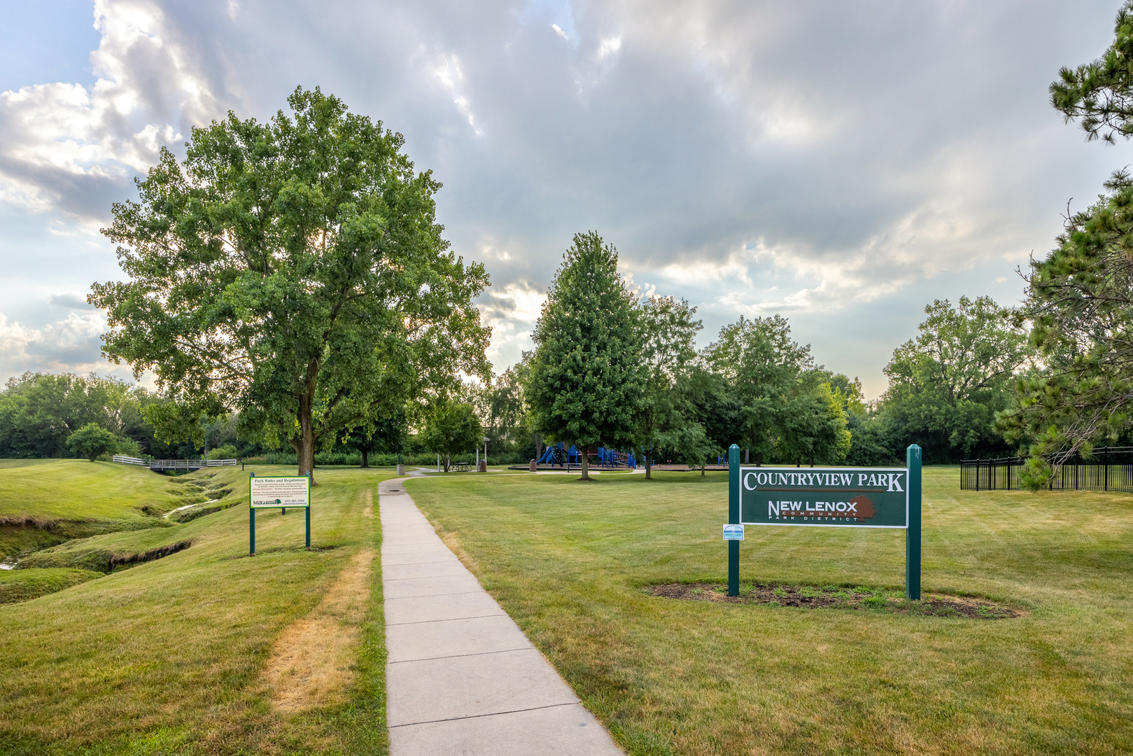 2110 Sanford Avenue, New Lenox, IL 60451