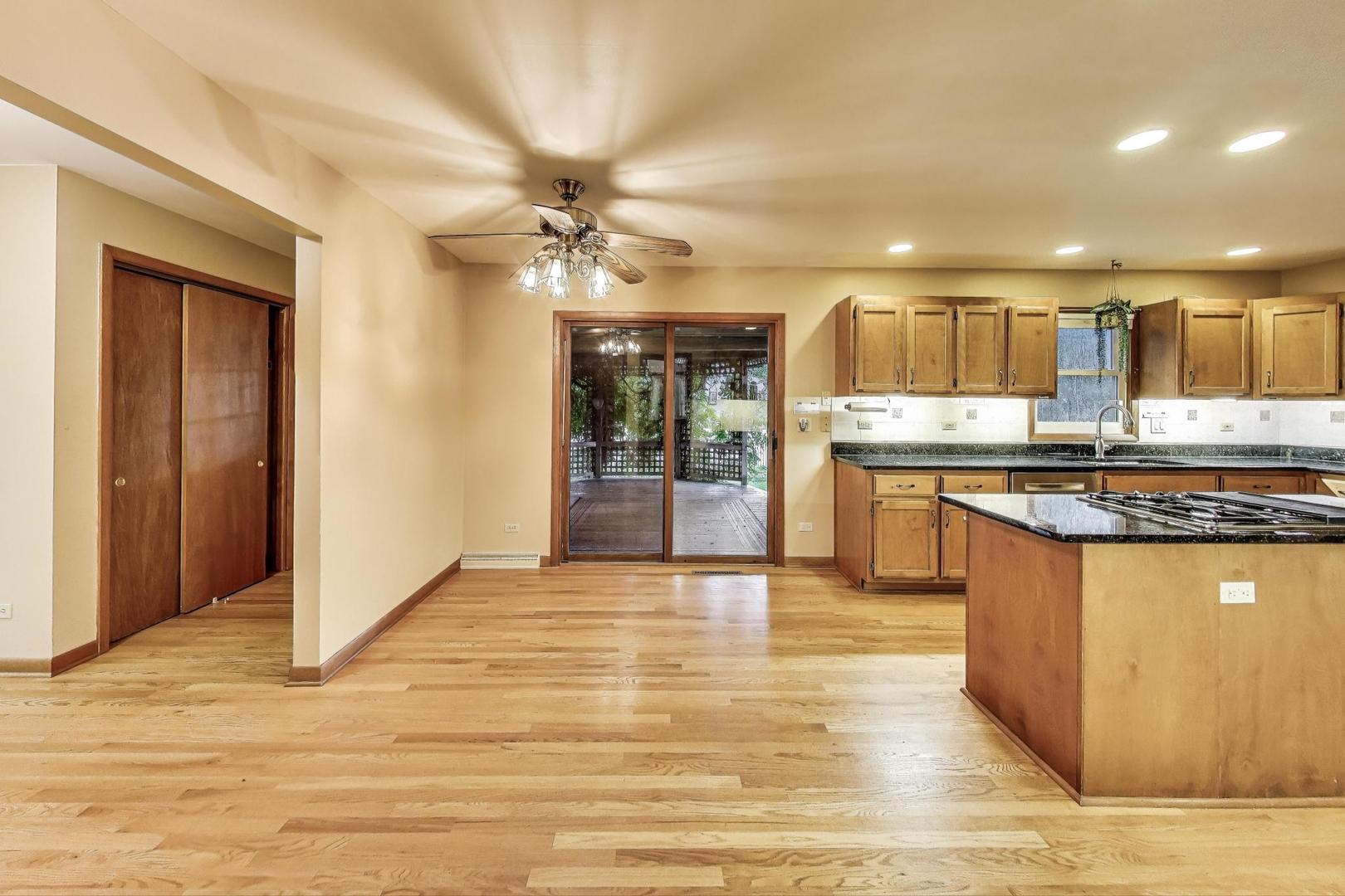 920 Barnside Road, New Lenox, IL 60451