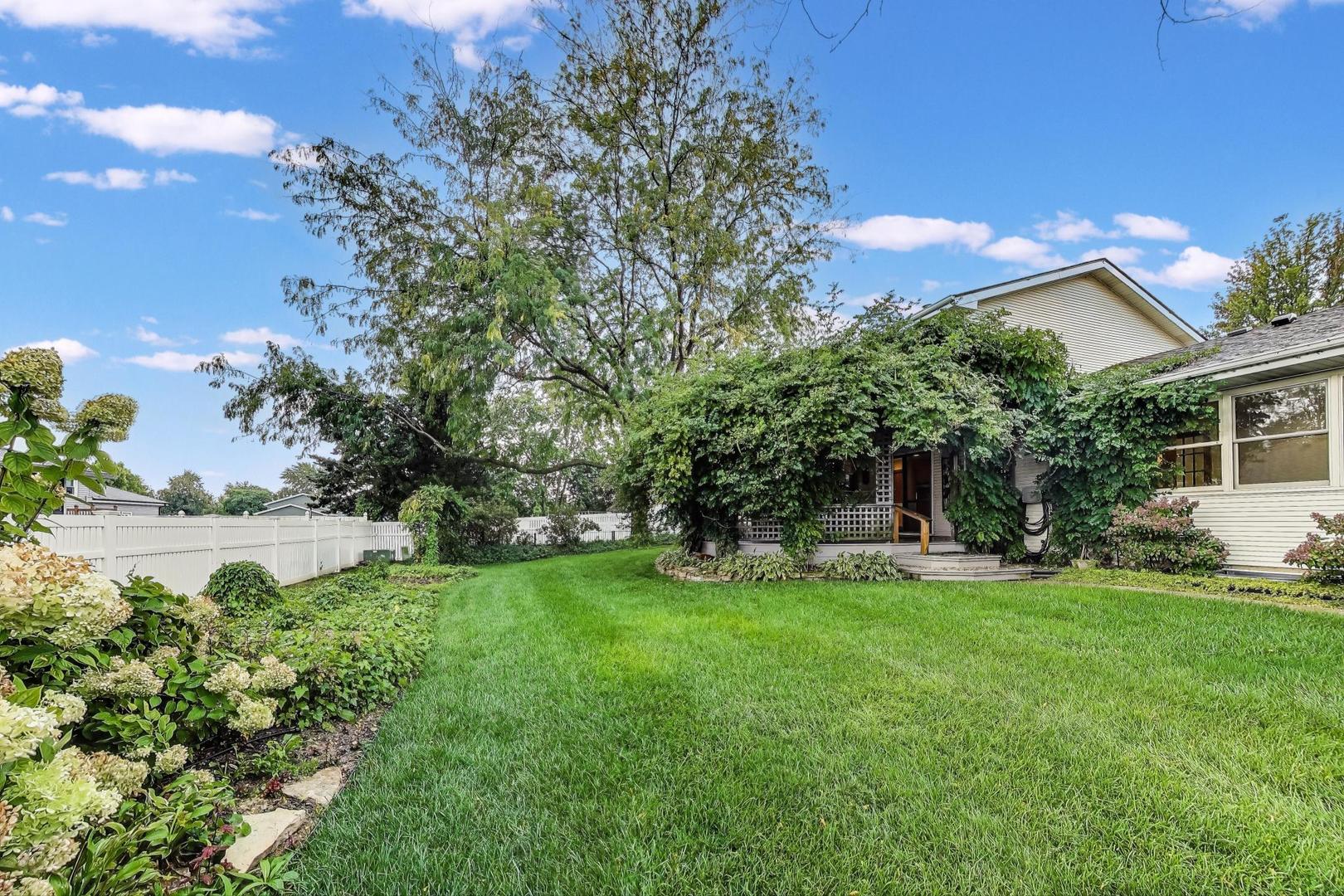 920 Barnside Road, New Lenox, IL 60451