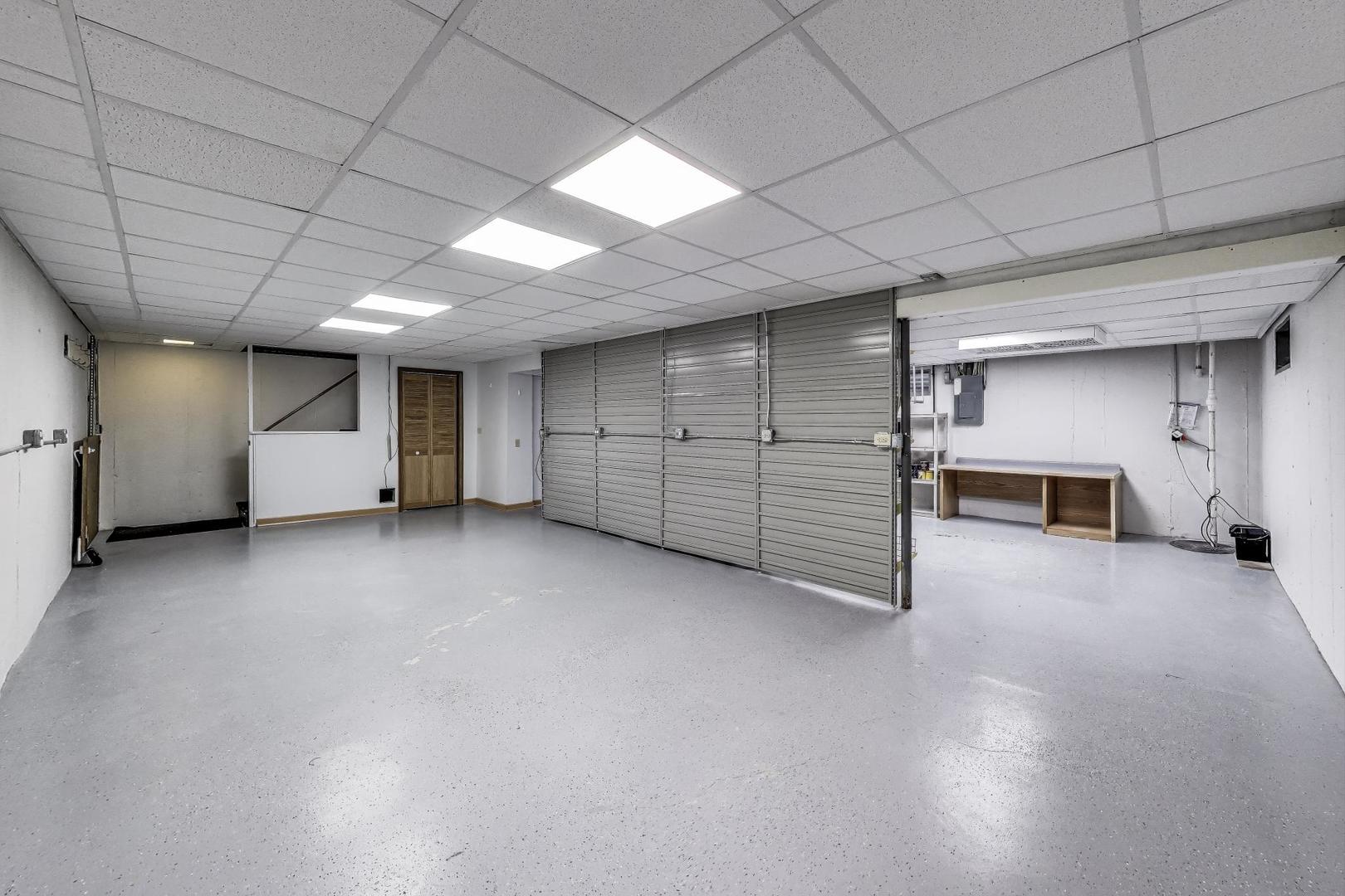 920 Barnside Road, New Lenox, IL 60451