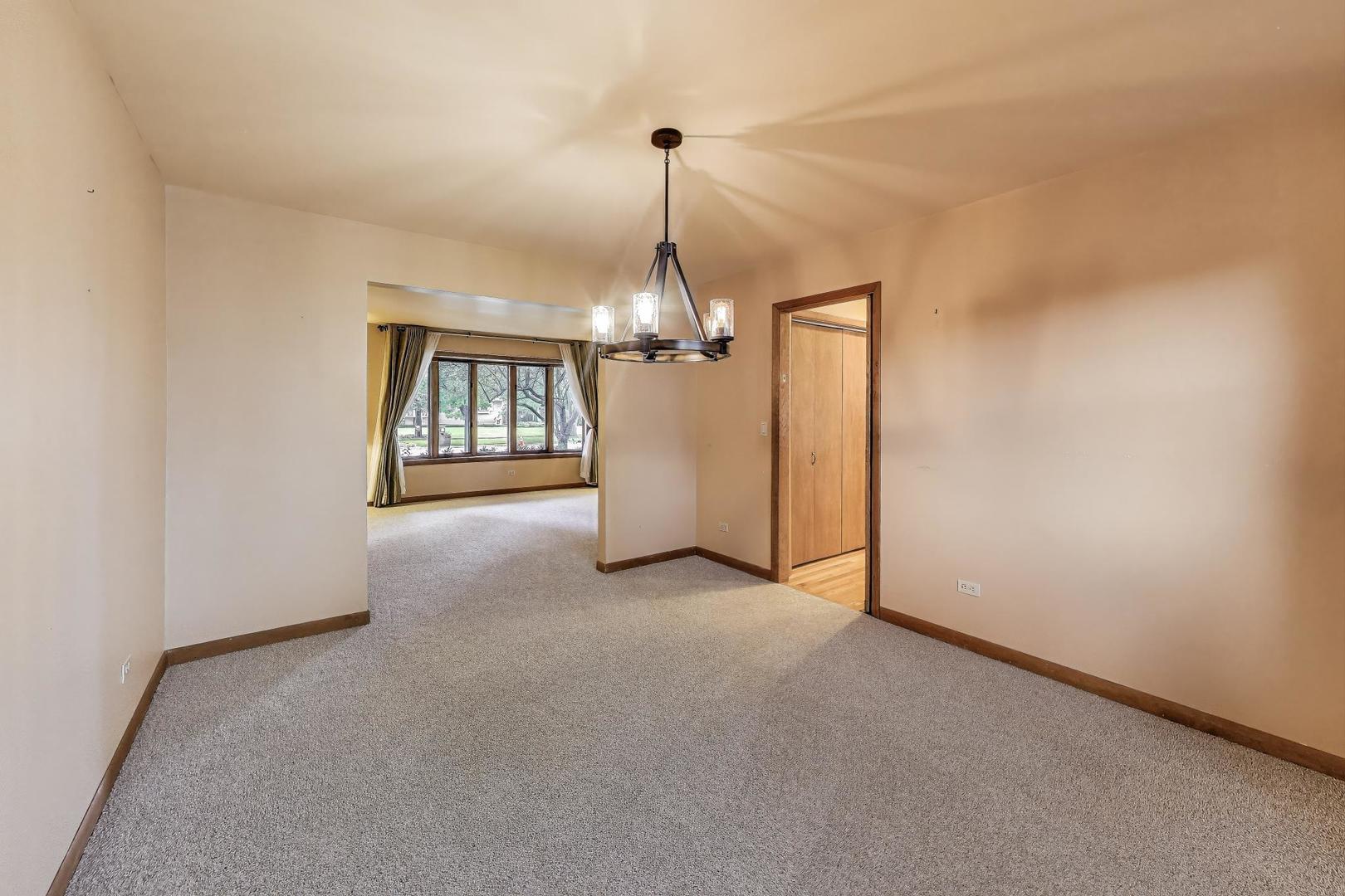 920 Barnside Road, New Lenox, IL 60451