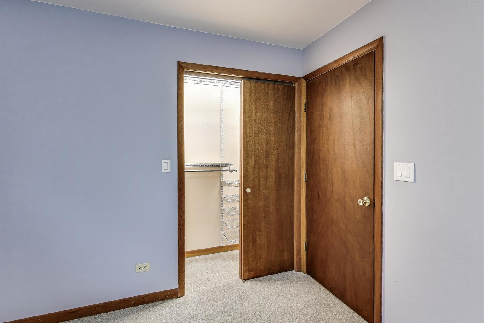 920 Barnside Road, New Lenox, IL 60451