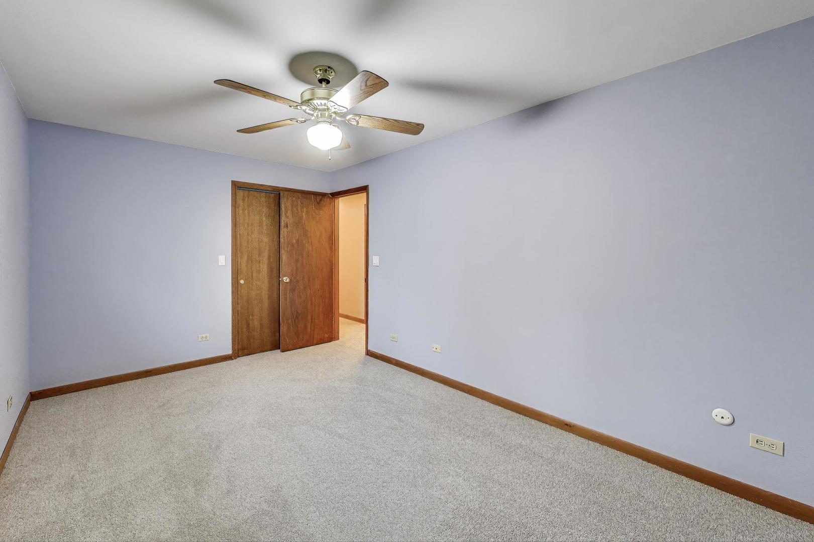 920 Barnside Road, New Lenox, IL 60451