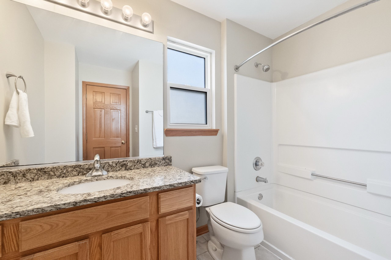 2700 Cavalcade Court, Aurora, IL 60503