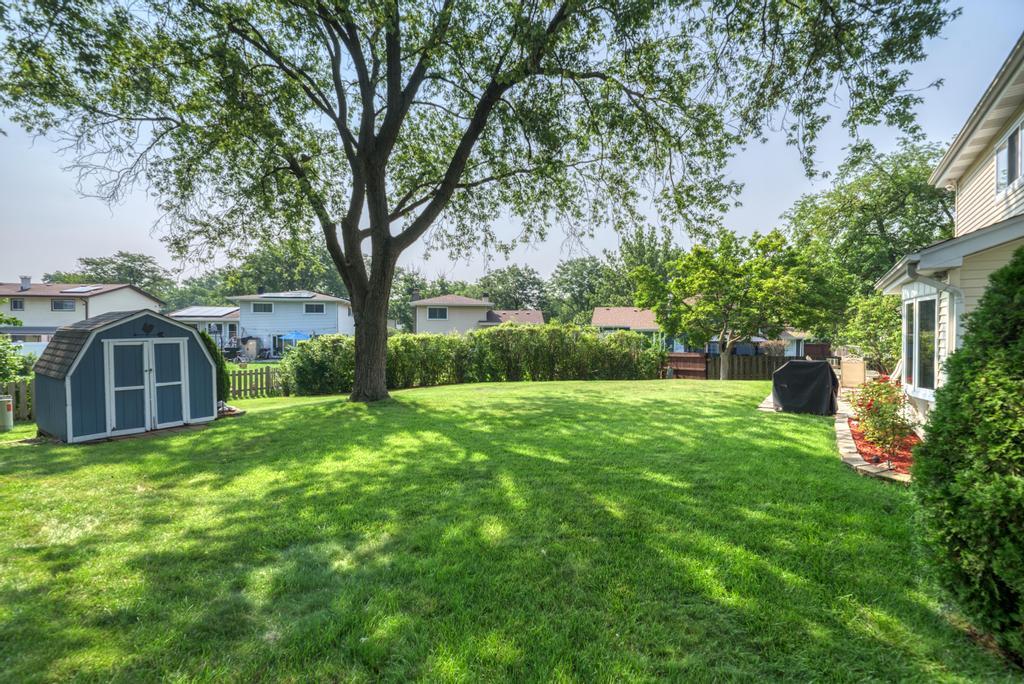 1367 S Elizabeth Street, Lombard, IL 60148