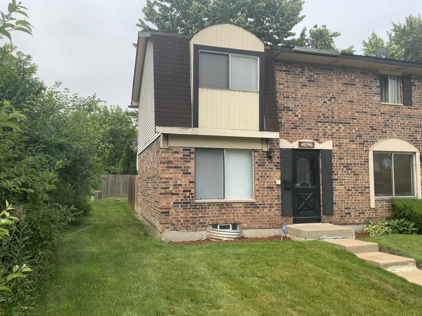 4096 Appleby Lane, Richton Park, IL 60471