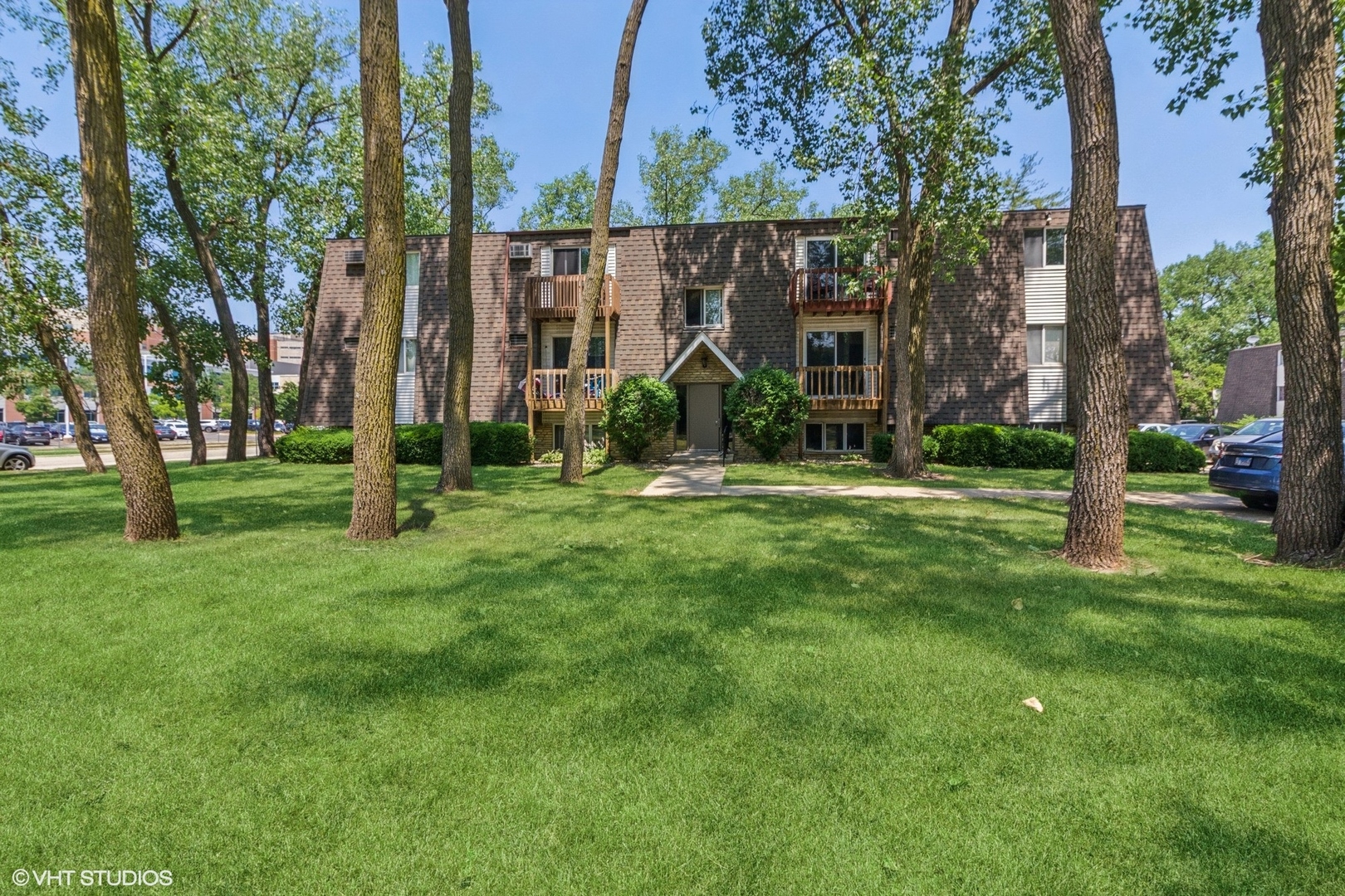 214 Madison Street #3A, Joliet, IL 60435