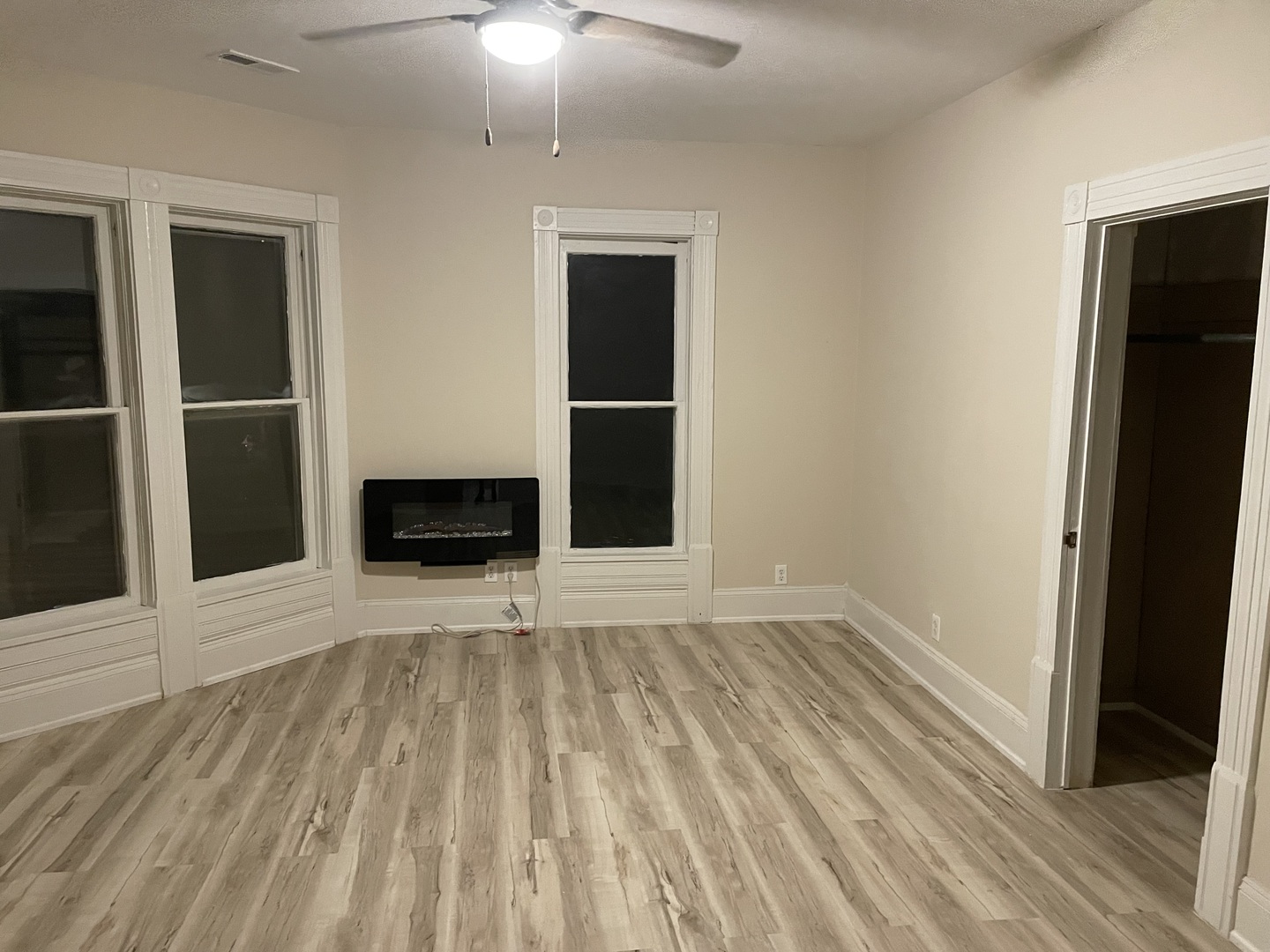 355 N 5th Street, Sheldon, IL 60966
