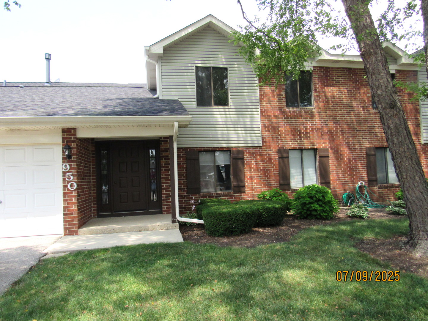 950 Cumberland Court #B2, Roselle, IL 60172