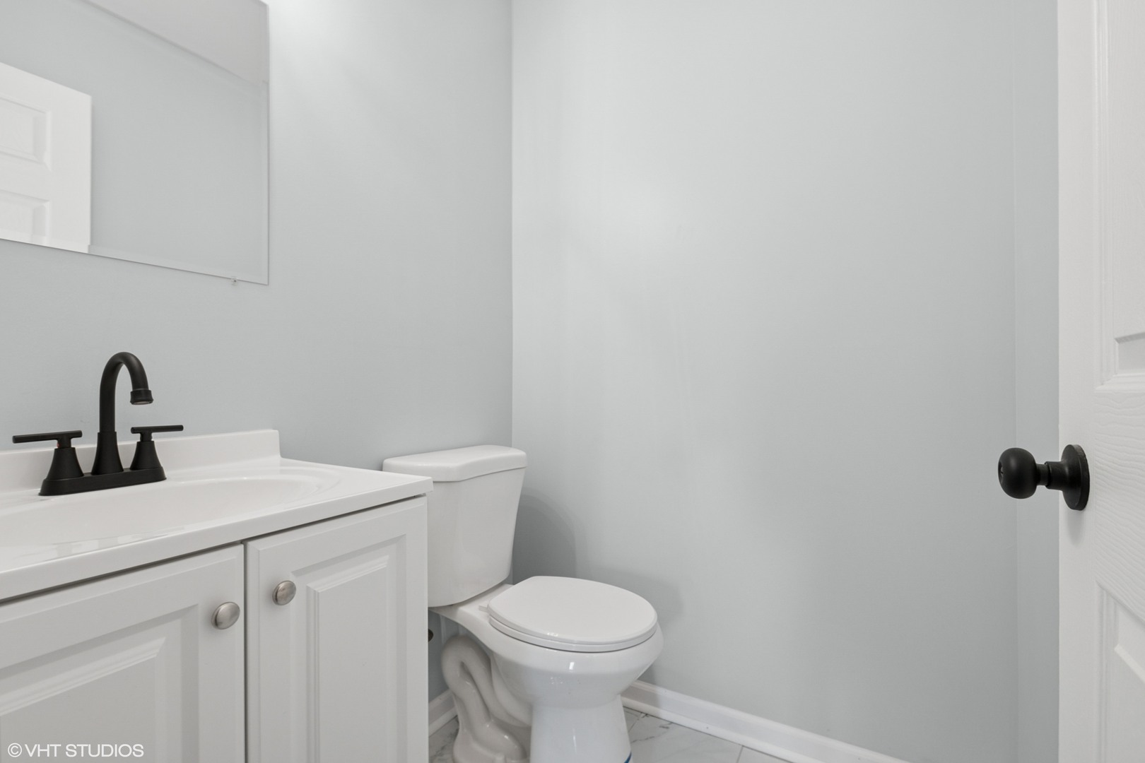 7816 WOODWARD Avenue #40-4G, Woodridge, IL 60517
