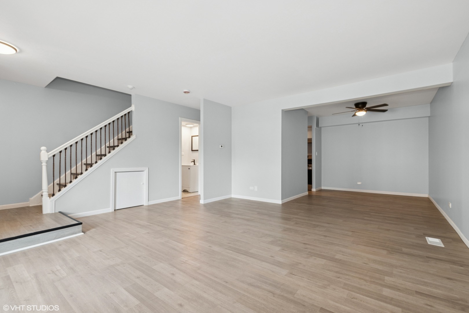 7816 WOODWARD Avenue #40-4G, Woodridge, IL 60517