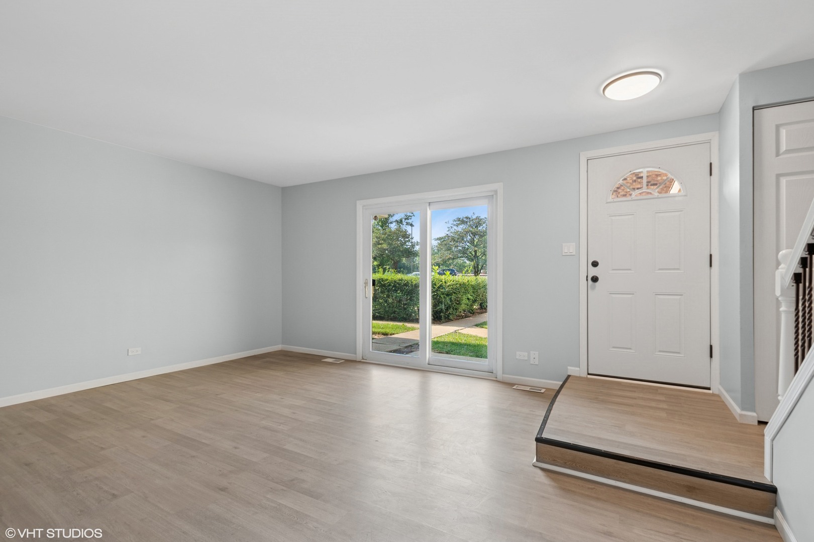 7816 WOODWARD Avenue #40-4G, Woodridge, IL 60517