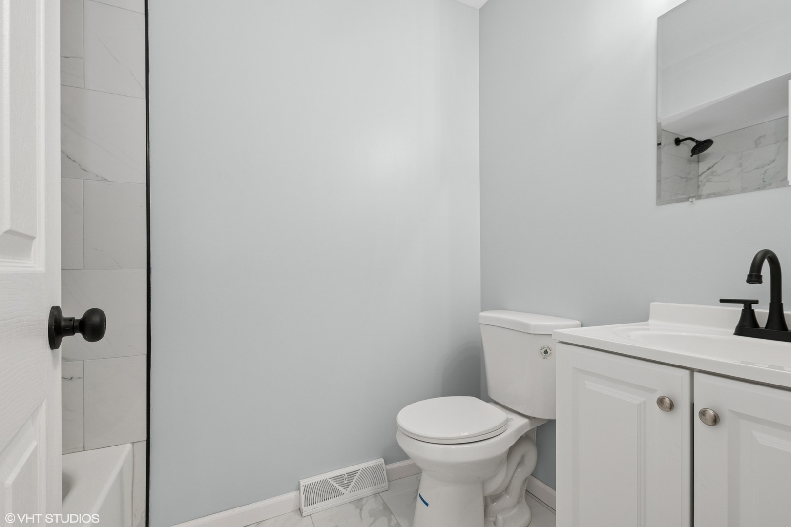 7816 WOODWARD Avenue #40-4G, Woodridge, IL 60517