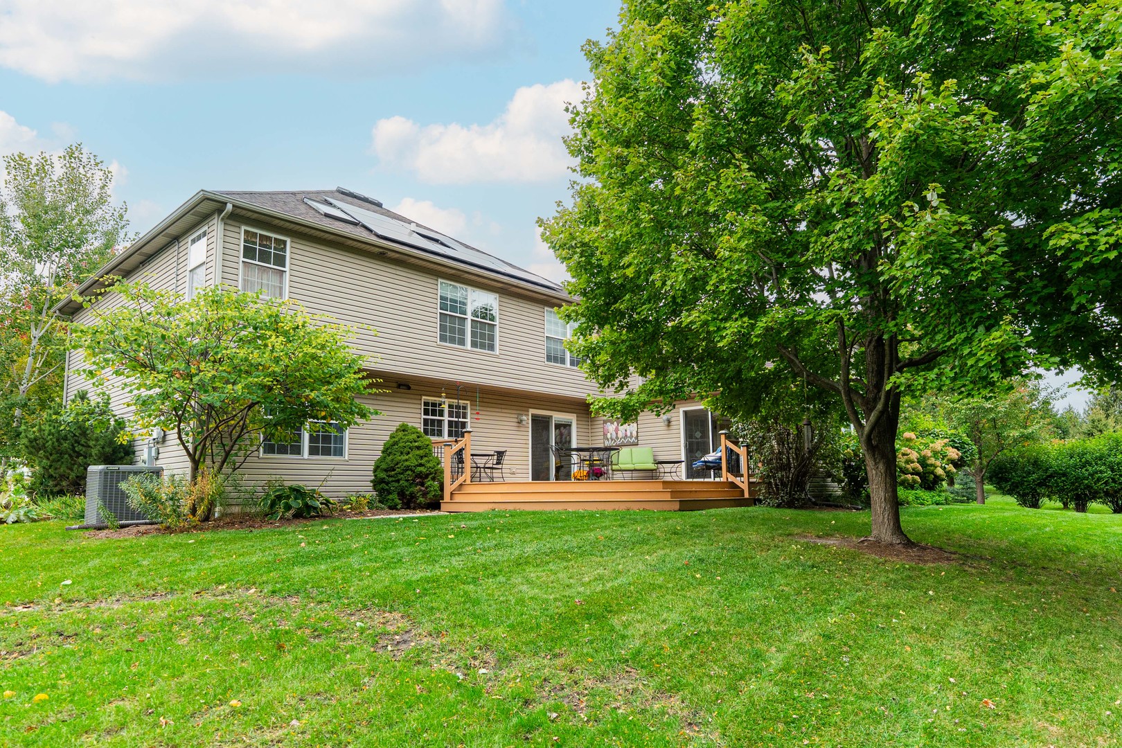 102 Quinlan Avenue, DeKalb, IL 60115