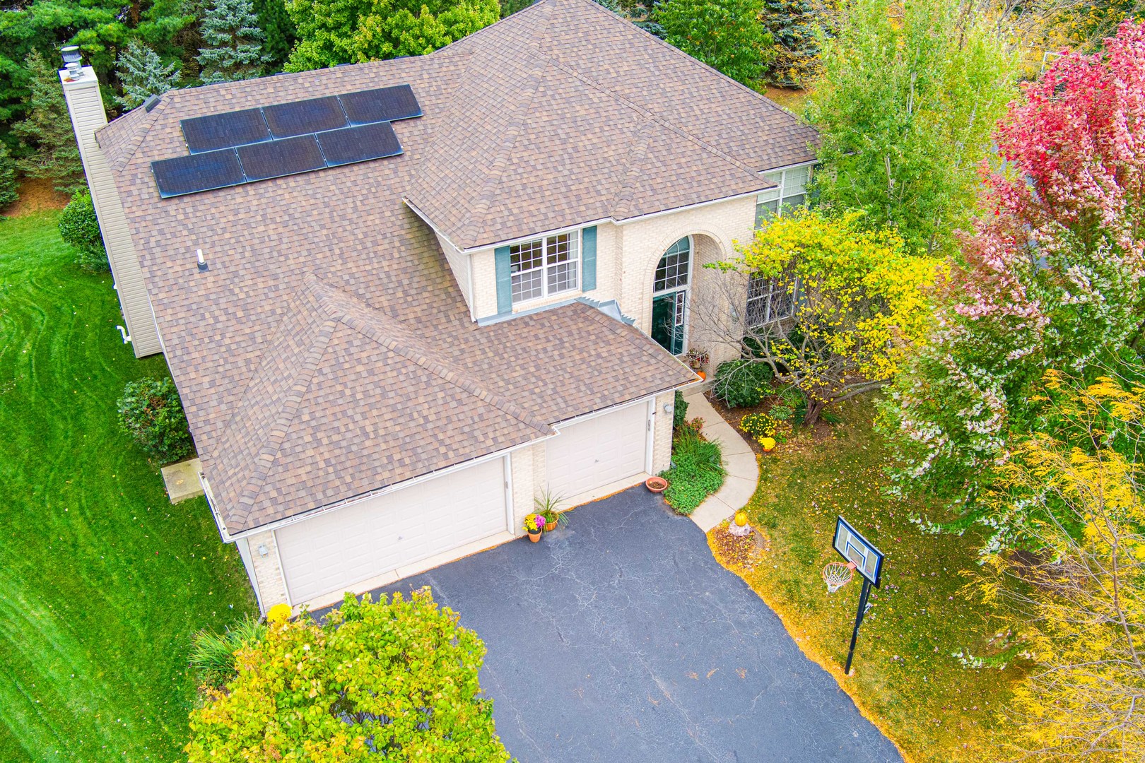 102 Quinlan Avenue, DeKalb, IL 60115