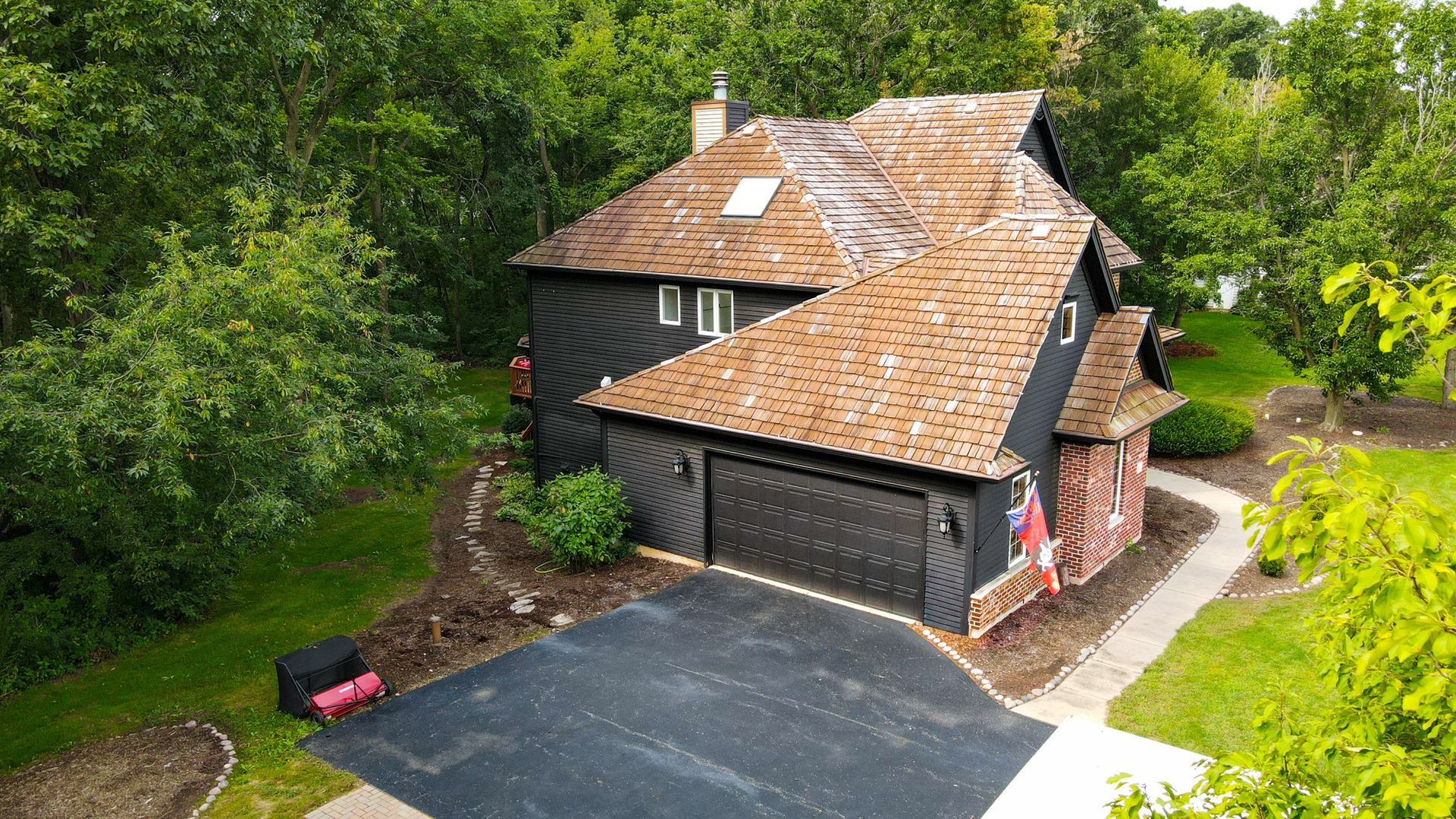 63 Oak Creek Drive, Yorkville, IL 60560