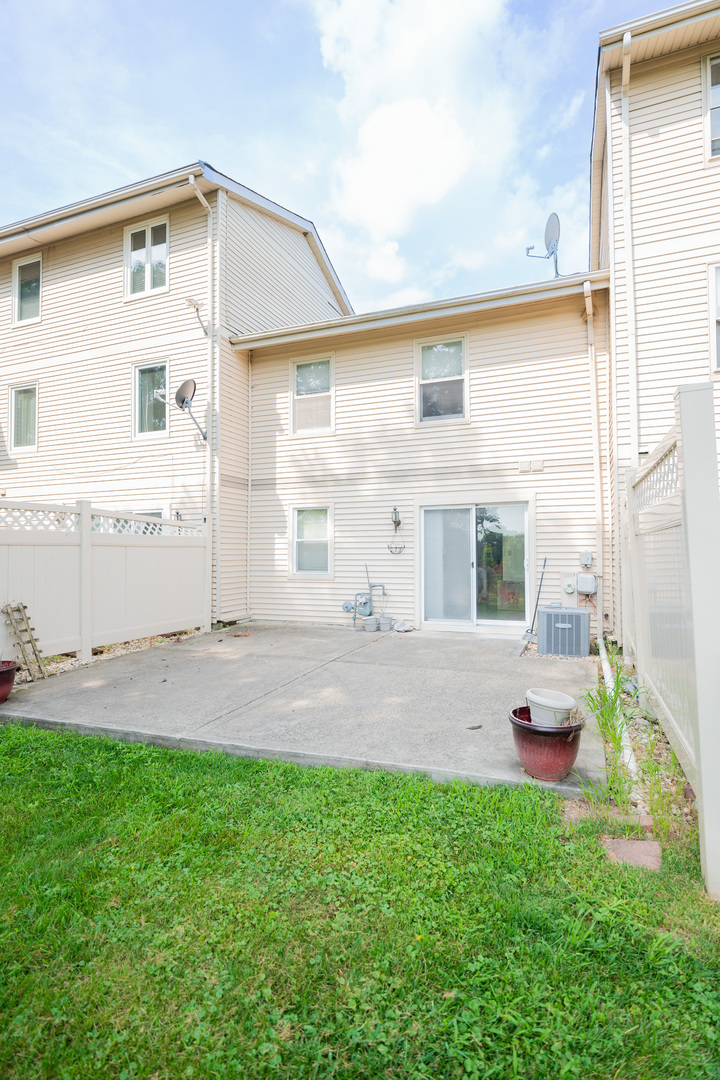 1509 Elder Drive, Aurora, IL 60506