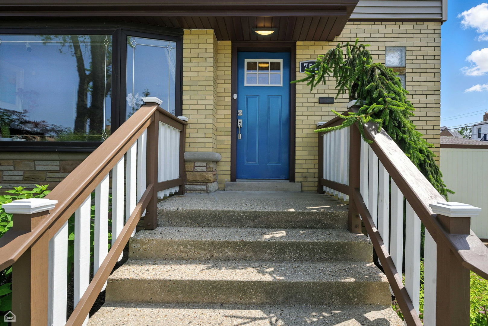 7515 W Roscoe Street, Chicago, IL 60634