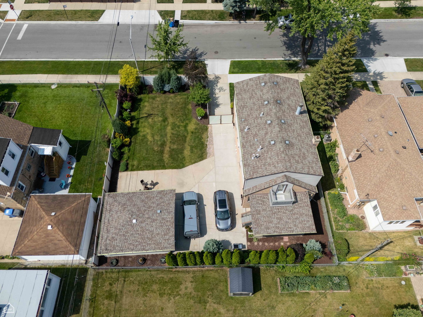 7515 W Roscoe Street, Chicago, IL 60634