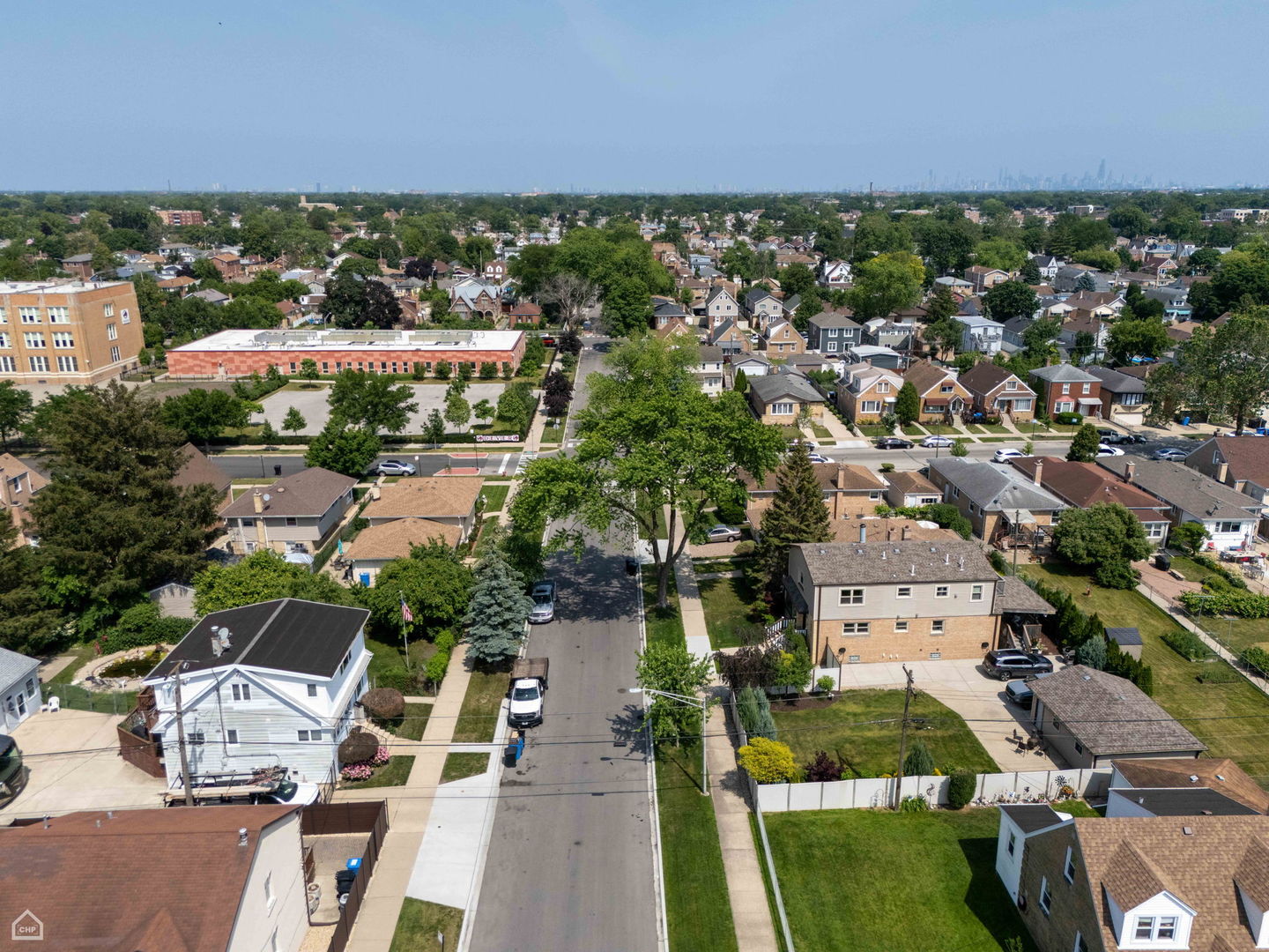 7515 W Roscoe Street, Chicago, IL 60634