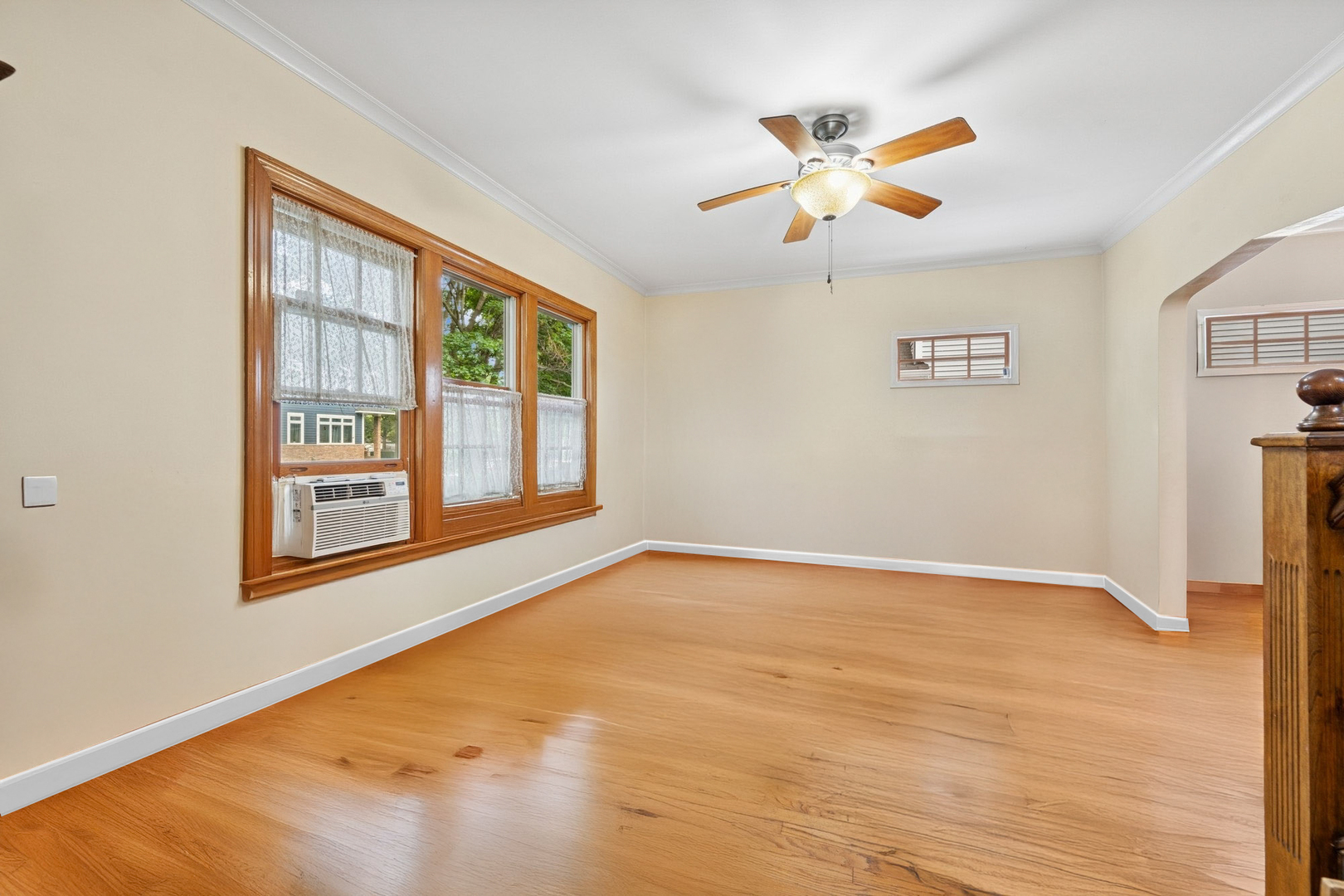 5013 W Argyle Street, Chicago, IL 60630
