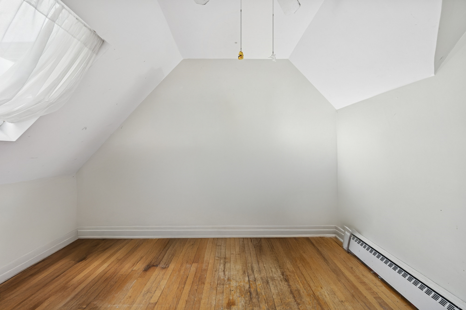 5013 W Argyle Street, Chicago, IL 60630