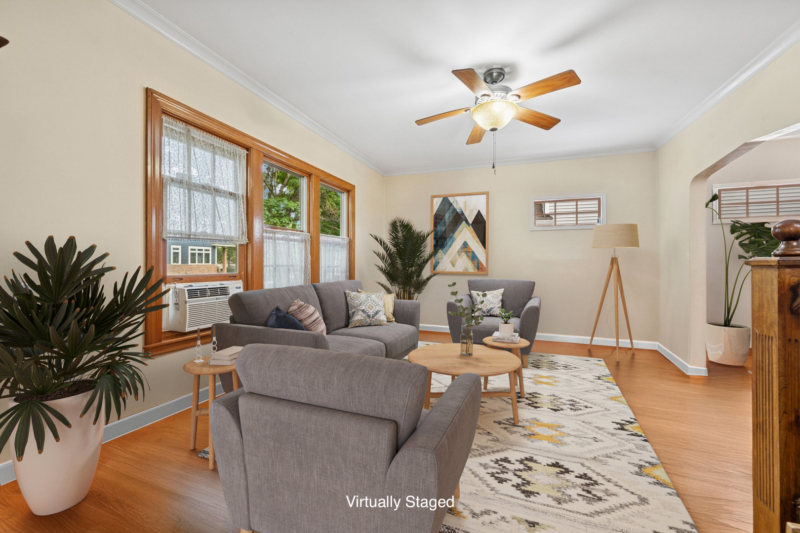 5013 W Argyle Street, Chicago, IL 60630