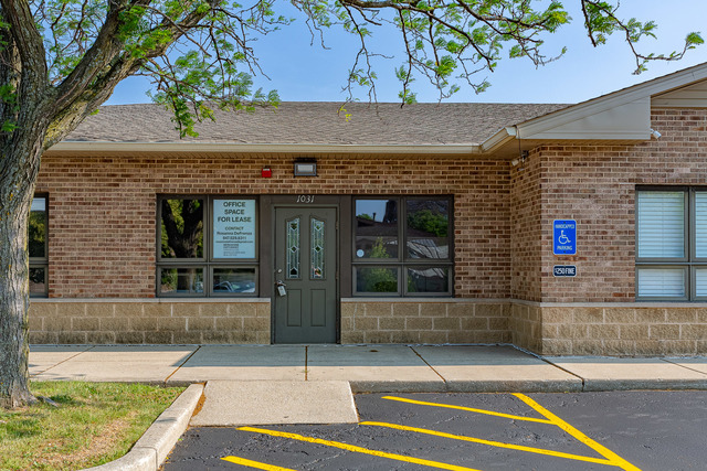1031 Bonaventure Drive #1031, Elk Grove Village, IL 60007