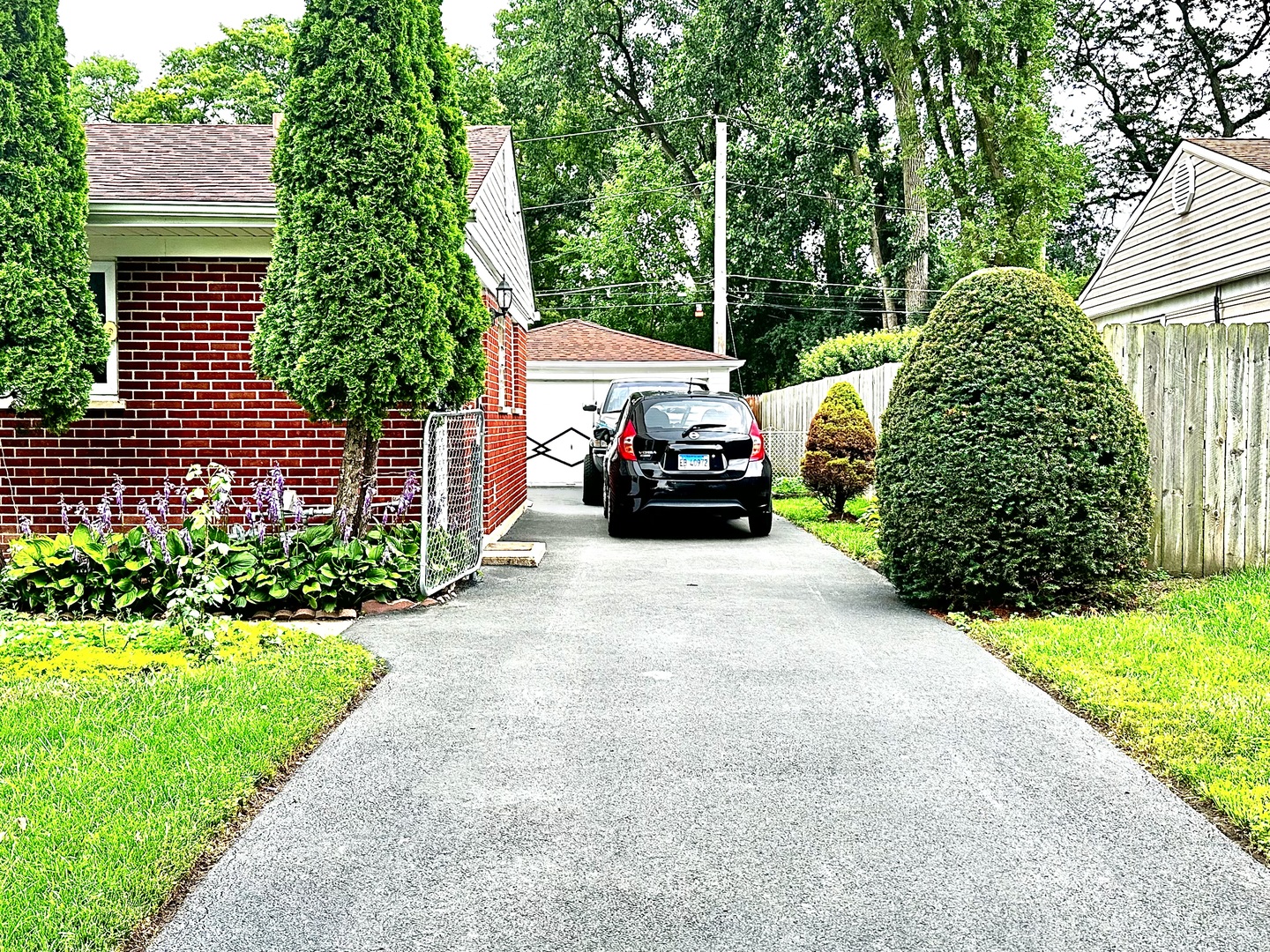 295 E Dennis Road, Wheeling, IL 60090