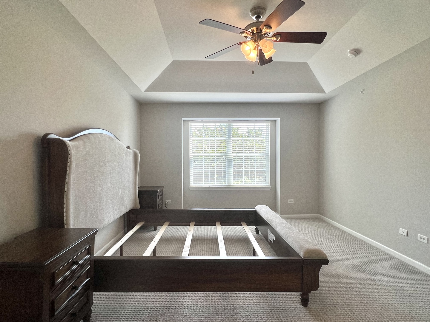 4182 Royal Mews Circle, Naperville, IL 60564