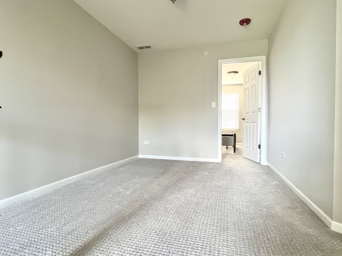 4182 Royal Mews Circle, Naperville, IL 60564