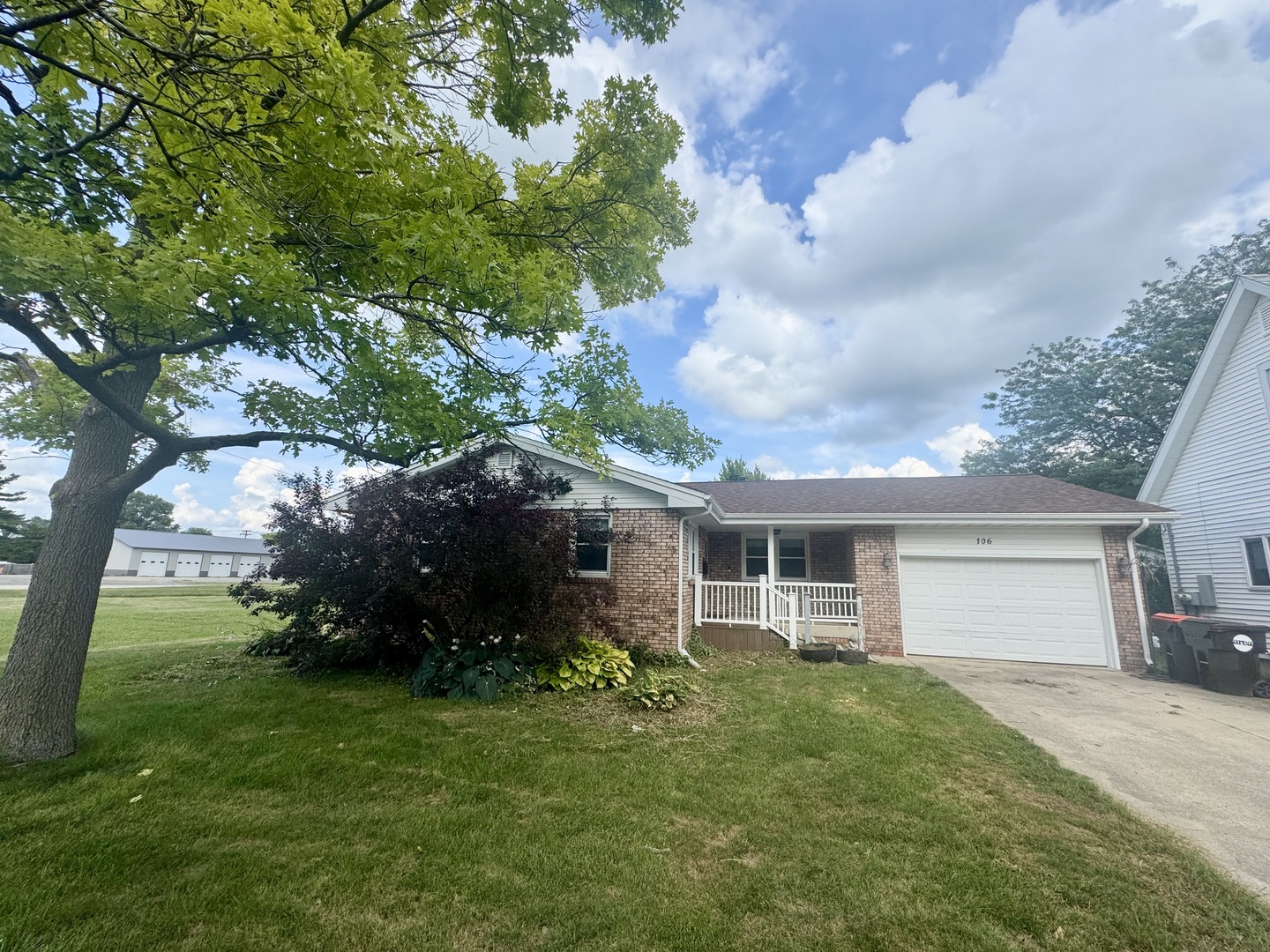 106 S Buck Street, Leroy, IL 61752