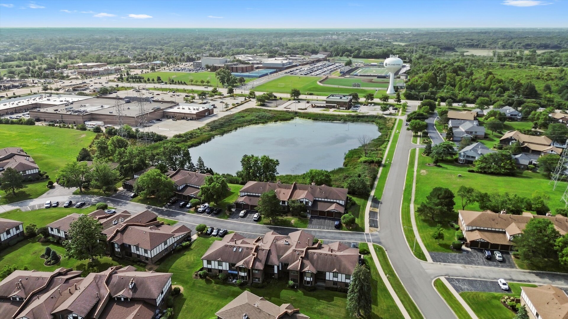 9752 Mill Drive #1E, Palos Park, IL 60464